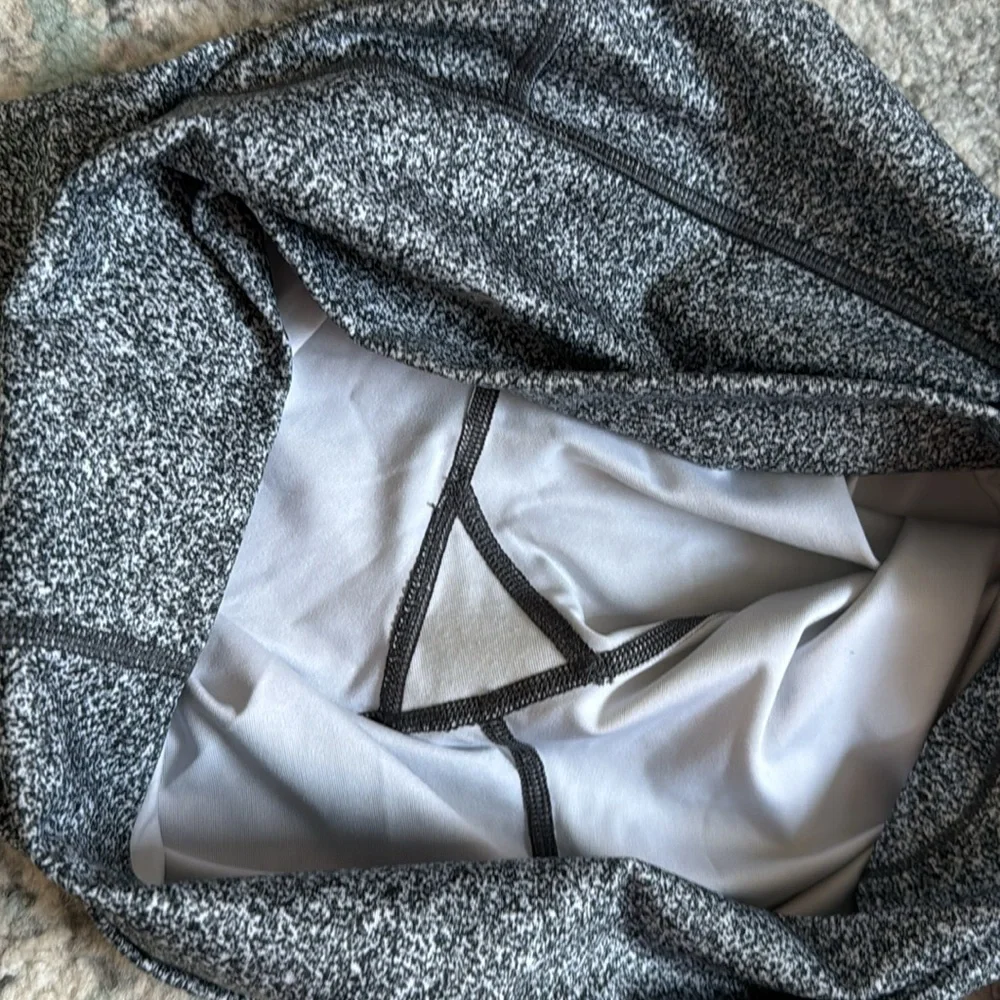 Lululemon Wunder Under Leggings - Picture 4 of 11